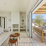 Eos Villa *